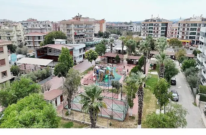 Seferihisar Belediyesi, çocukları geçmişin sokak oyunlarıyla buluşturdu.
