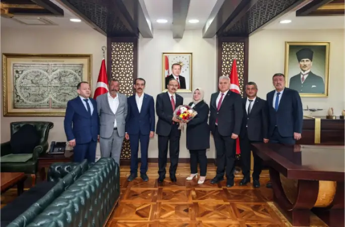 Siirt’te 19 Ekim Muhtarlar Günü kutlandı