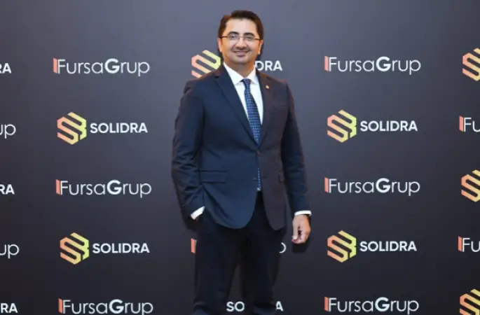 Solidra satın almada yapay zeka ile insan deneyimini buluşturuyor