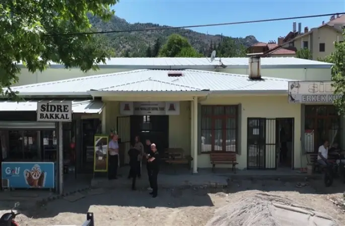 sparta’da Sidre Mahallesi Sosyal Tesisi yenileniyor