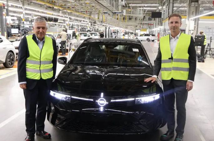 Tofaş ve Opel’den geleceğe yönelik stratejik iş birliği mesajı