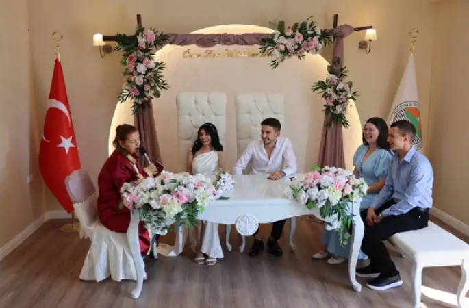 Toroslar Belediyesi Evlendirme Memurluğu yeni yerinde hizmet veriyor