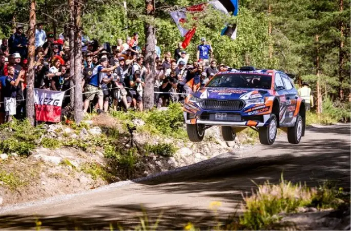 Türk ekip, WRC Finlandiya Rallisi Masters klasmanında birinci oldu