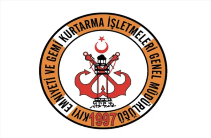 Türkeli Feneri'nde sürüklenen tekne kurtarıldı