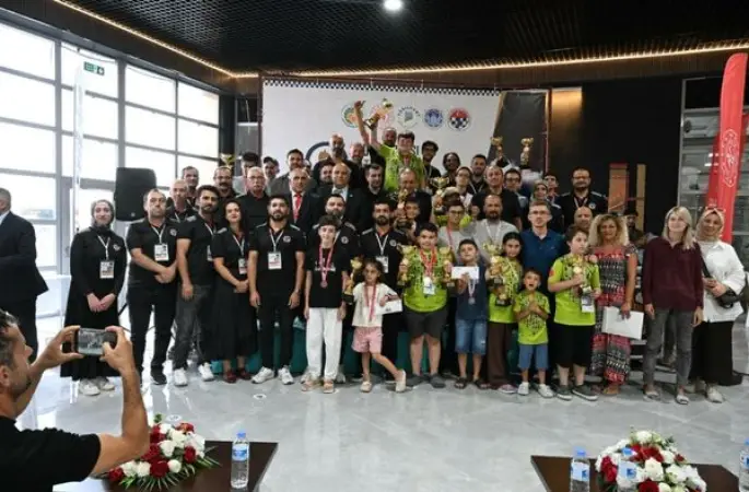 Uluslararası Altın Kayısı Satranç Turnuvası sona erdi