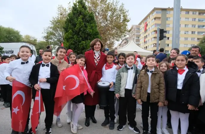 Ünlüce: Cumhuriyet’in ışığını sonsuza dek yaşatacağız