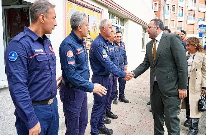 Üsküdar Belediye Başkan Vekili Gültekin'den İtfaiyecilere: “Minnet Duymamız Gereken Kahramanlarsınız" 