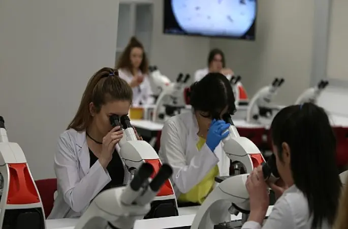 Üsküdar Üniversitesi SHMYO'da 3+1 dönemi başlıyor!