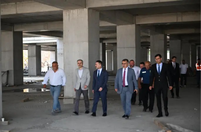 Vali Aktaş, Çayırova'daki yatırımları inceledi