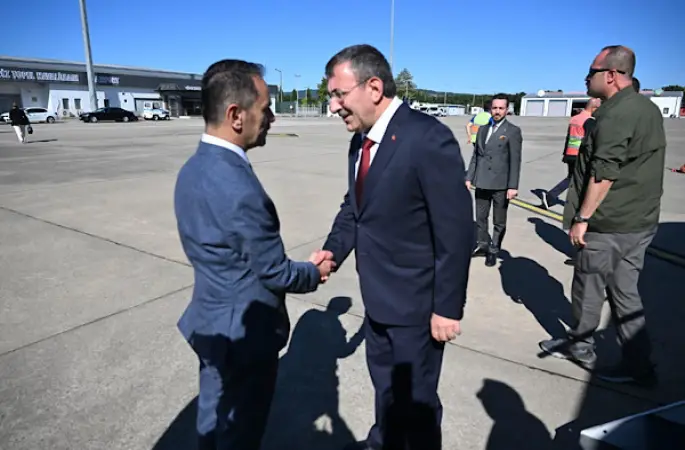 Vali Aktaş, Cumhurbaşkanı Yardımcısı Yılmaz’ı karşıladı