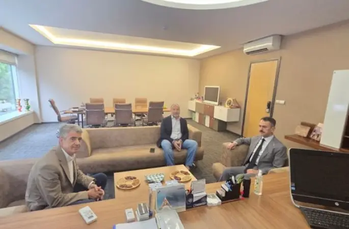 Vali Aktaş’tan Lider Kozmetik’e ziyaret