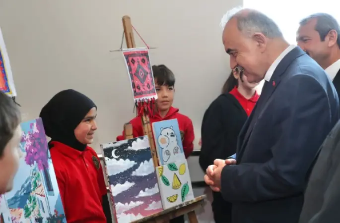 Vali Erol, bilişim sınıfı açılış törenine katıldı
