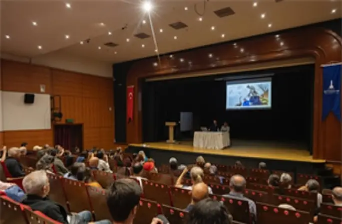 Yaren Leylek ile Adem Amca'nın dostluk öyküsü İzmir'e ulaştı