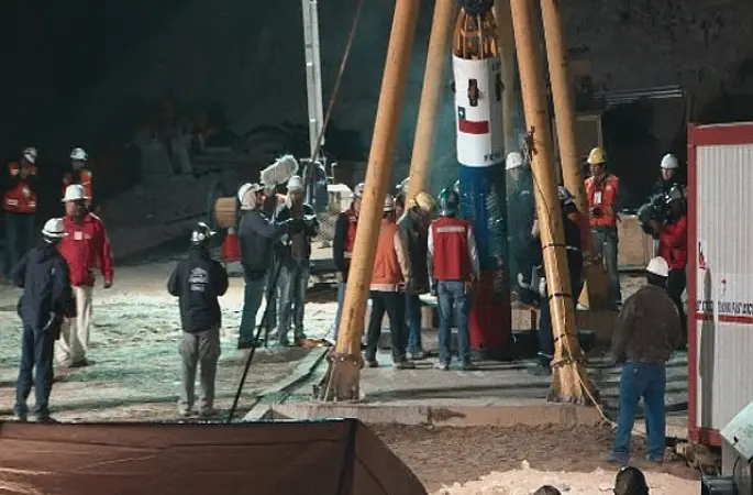 'Yeraltında 69 Gün: Zamana Karşı Yarış',   29 Eylül Salı 20.00'de 3 Bölüm Art Arda   National Geographic'te!